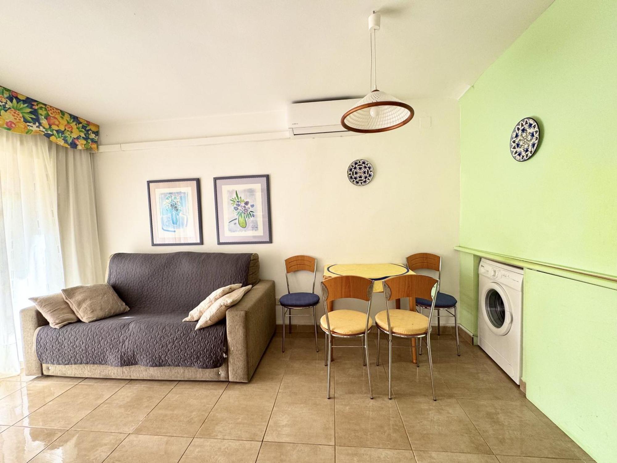 Apartsalou Penedes Екстер'єр фото